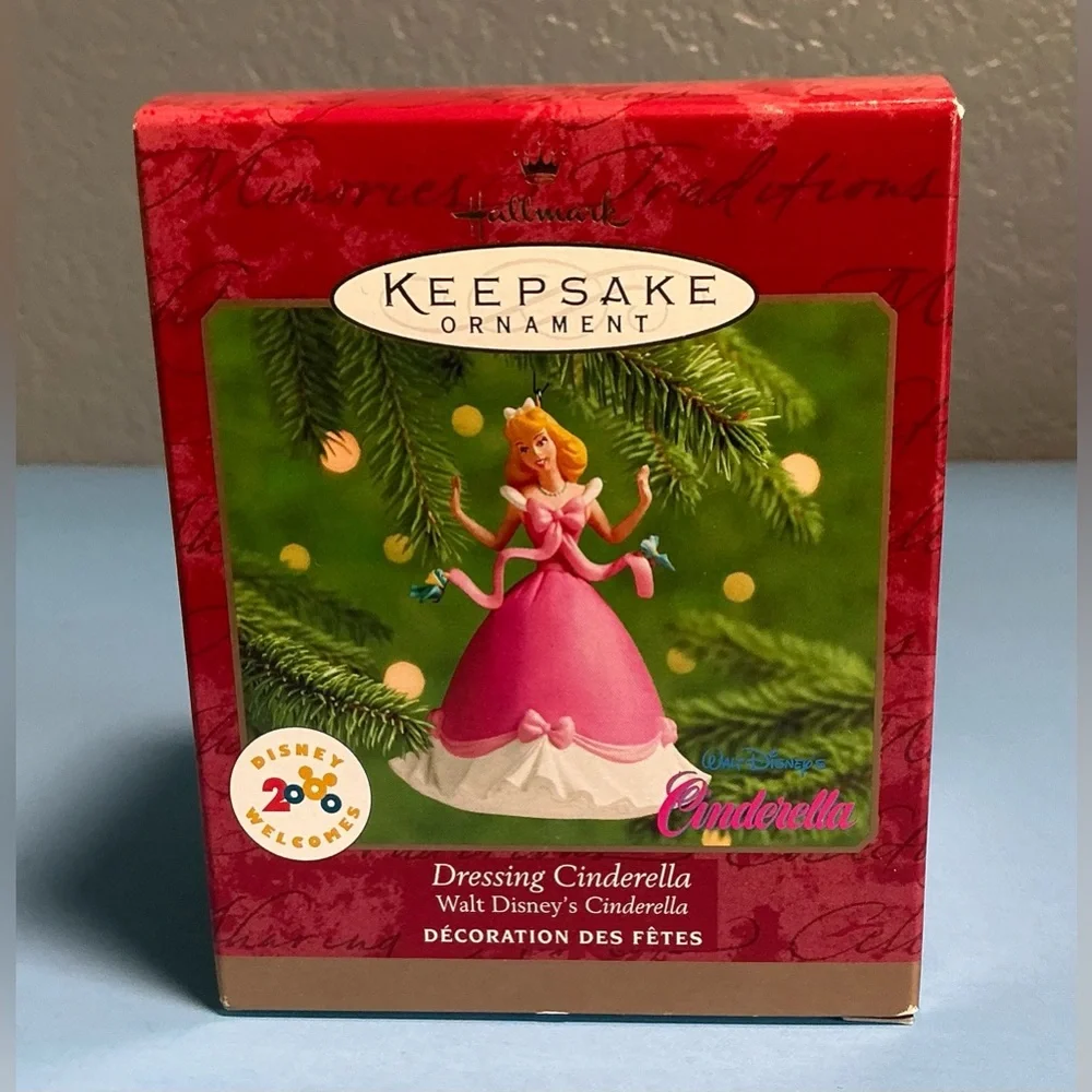 Hallmark Keepsake Ornament “Dressing Cinderella” 2000 NIB 50th Anniversary